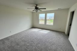 1208 Carriage Wood Circle photo 4