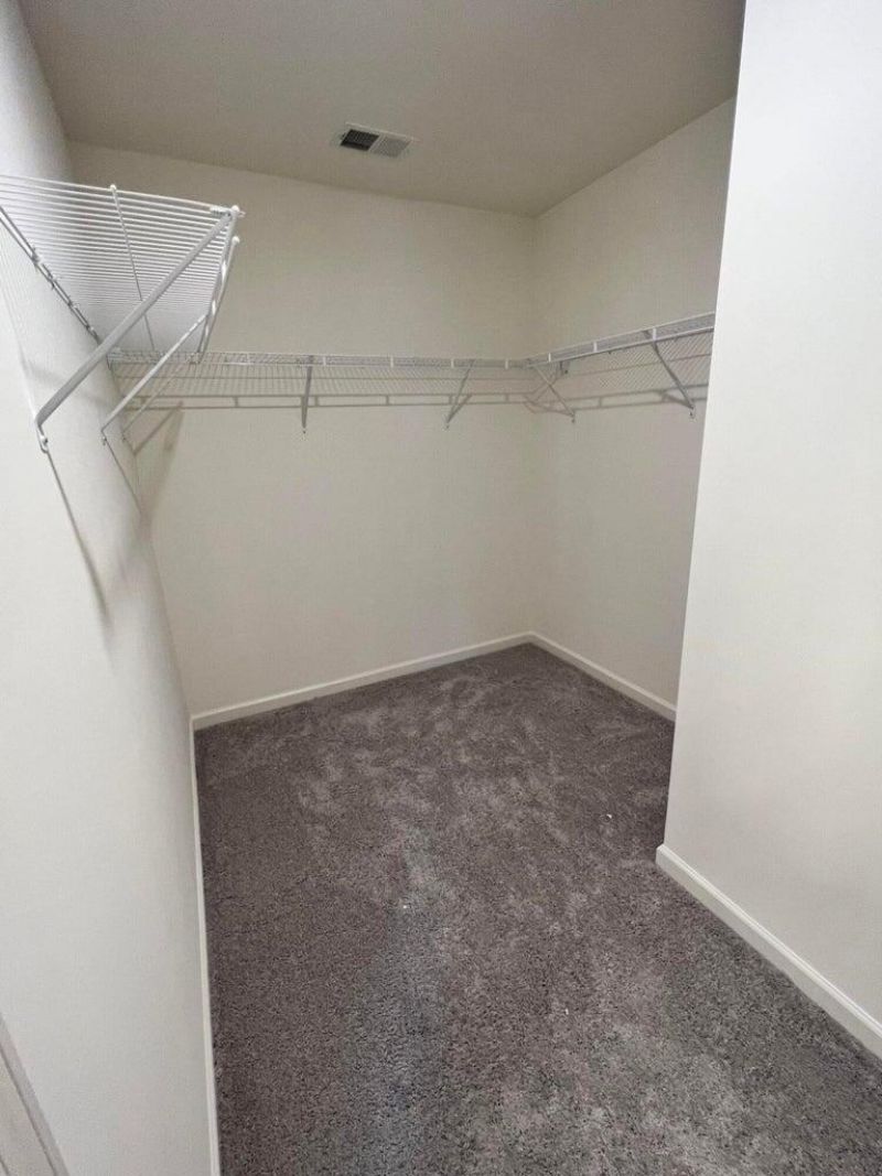 1208 Carriage Wood Circle Photo 7