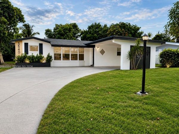 3540 NW 38th Ter , Lauderdale Lakes, FL 33309
