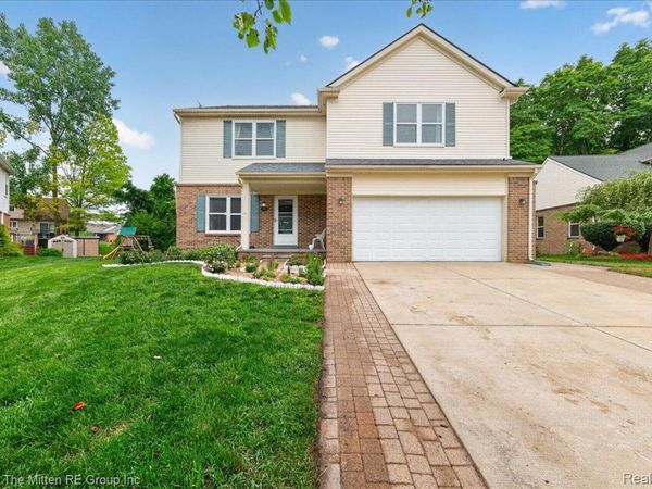 42116 Richmond Drive, Van Buren Township, Mi 48111