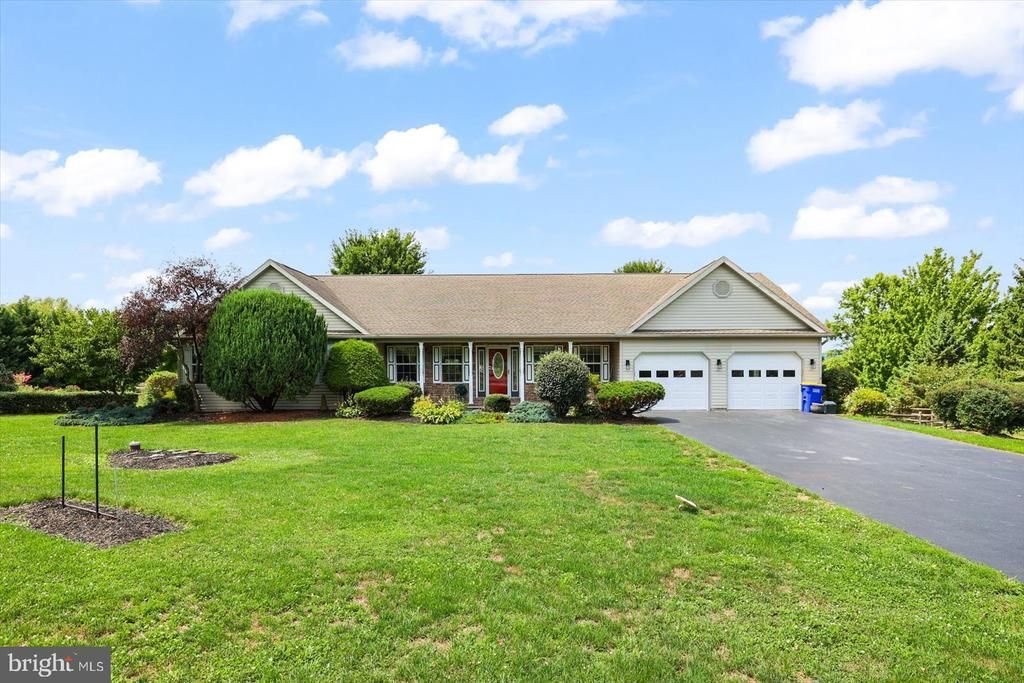 6467 PAMADEVA ROAD , HANOVER, PA 17331