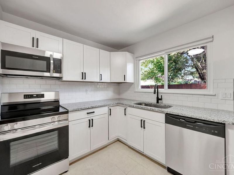 212 Vista Drive, Hamilton, OH 45011 Photo 8