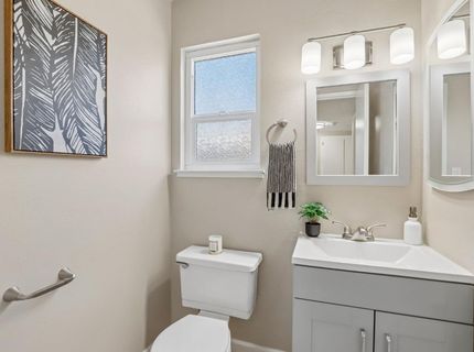 8414 Pyracantha Ct, Orangevale, CA 95662 Photo
