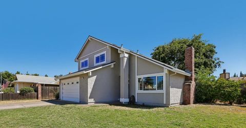 8414 Pyracantha Ct, Orangevale, CA 95662 Photo