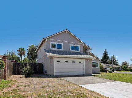 8414 Pyracantha Ct, Orangevale, CA 95662 Photo