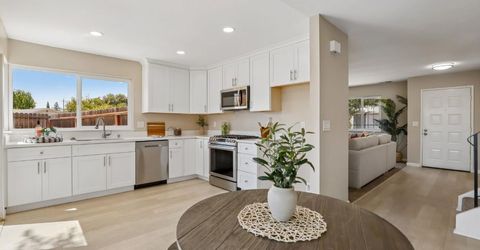 8414 Pyracantha Ct, Orangevale, CA 95662 Photo