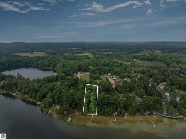 19399 Maple Street, Lake Ann, MI 49650