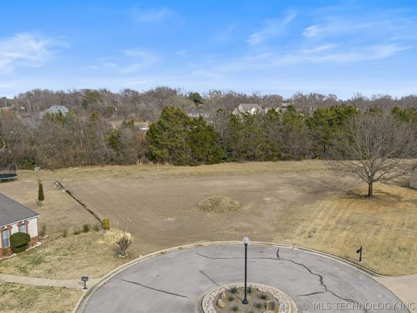 2205 Torrey Pines Drive , Ardmore, OK 73401