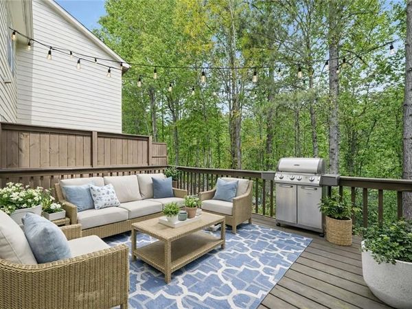 1305 Liberty Parkway NW, Atlanta, GA 30318