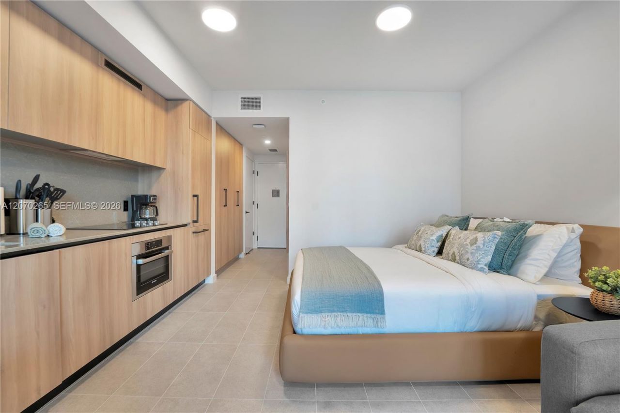121 NE 5th St, Unit 3309, Miami, FL 33132 Photo