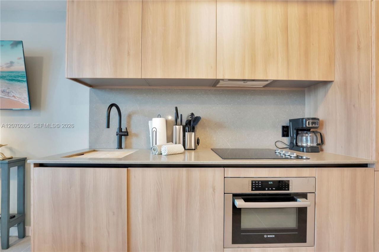 121 NE 5th St, Unit 3309, Miami, FL 33132 Photo