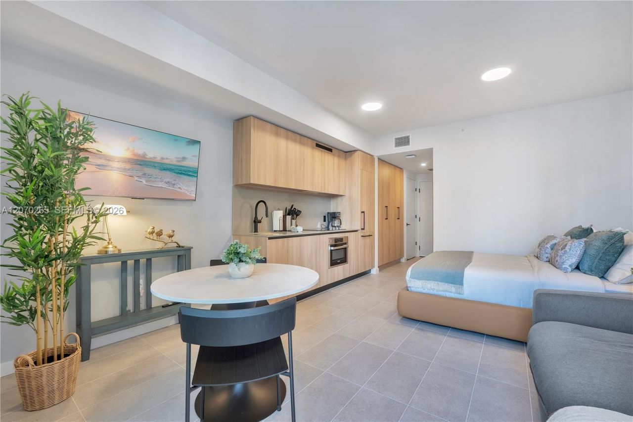 121 NE 5th St, Unit 3309, Miami, FL 33132 Photo