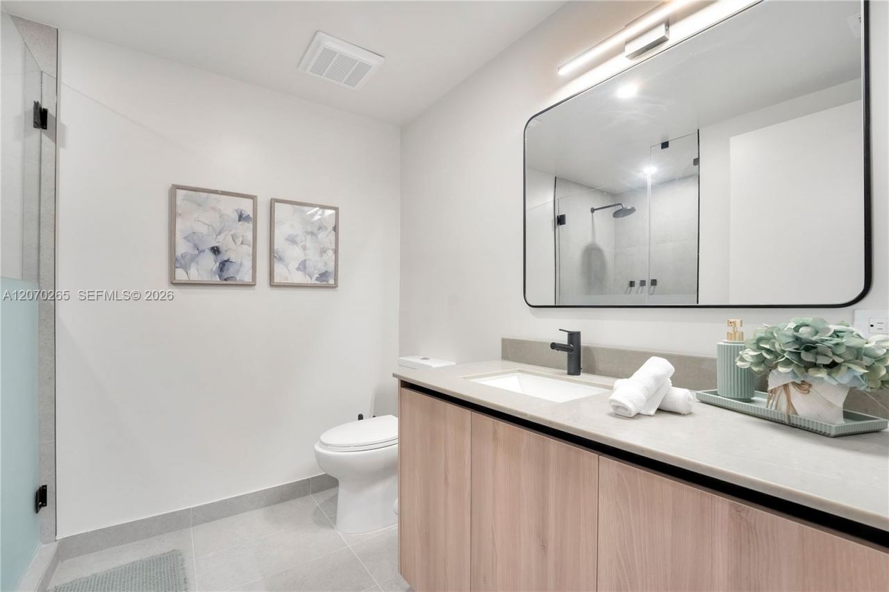 121 NE 5th St, Unit 3309, Miami, FL 33132 Photo