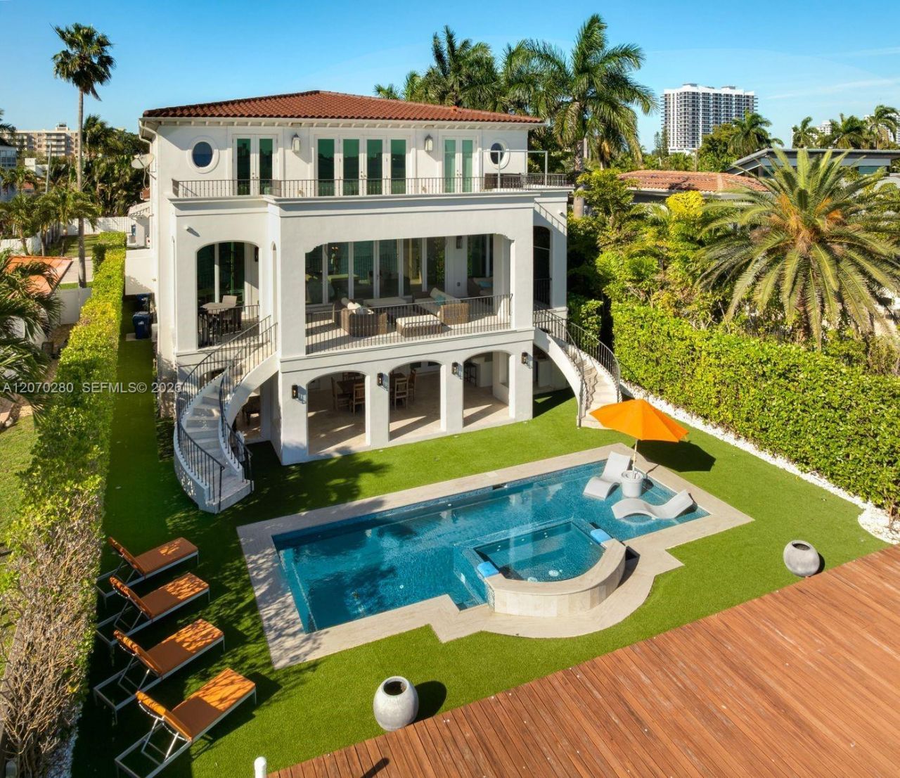 1460 S Treasure Dr , North Bay Village, FL 33141 Photo