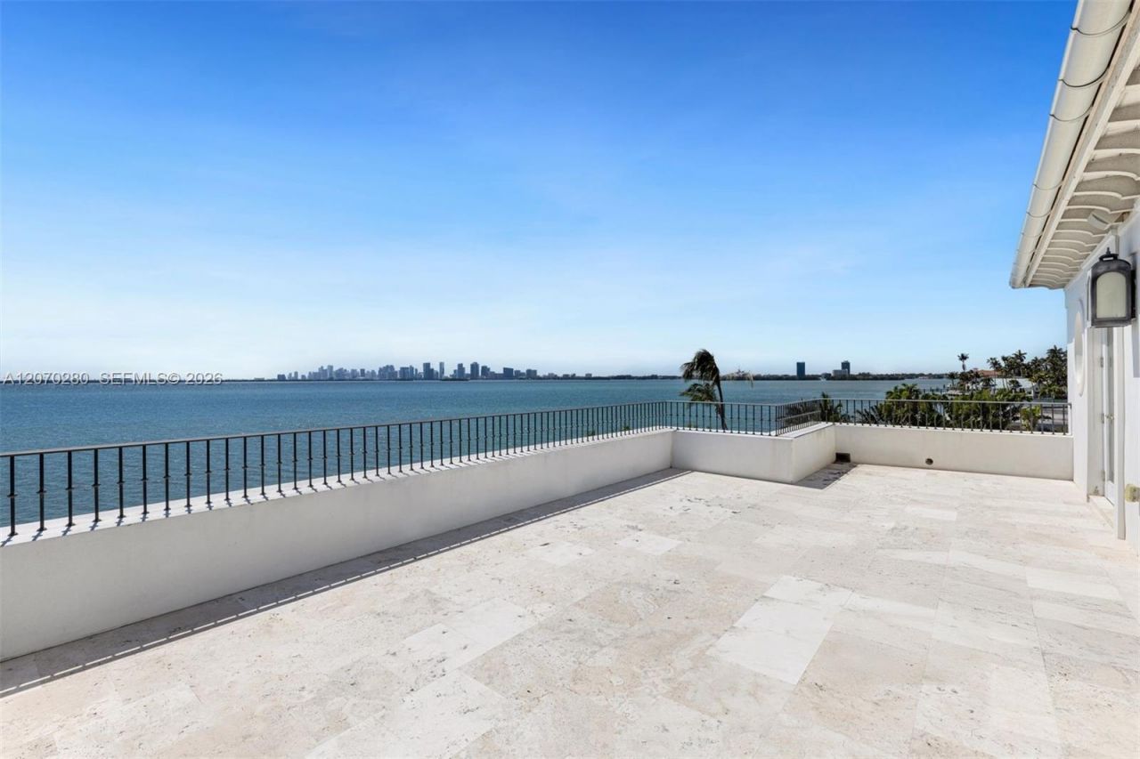 1460 S Treasure Dr , North Bay Village, FL 33141 Photo