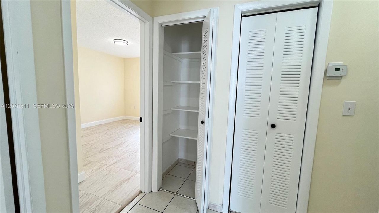 2820 SW 25th St , Unit 2820, Miami, FL 33133 Photo