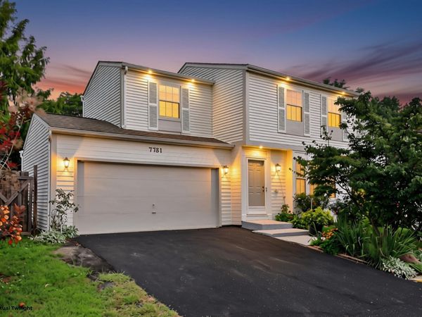 7731 Kelvinway Drive, Unit 64, Worthington, OH 43085