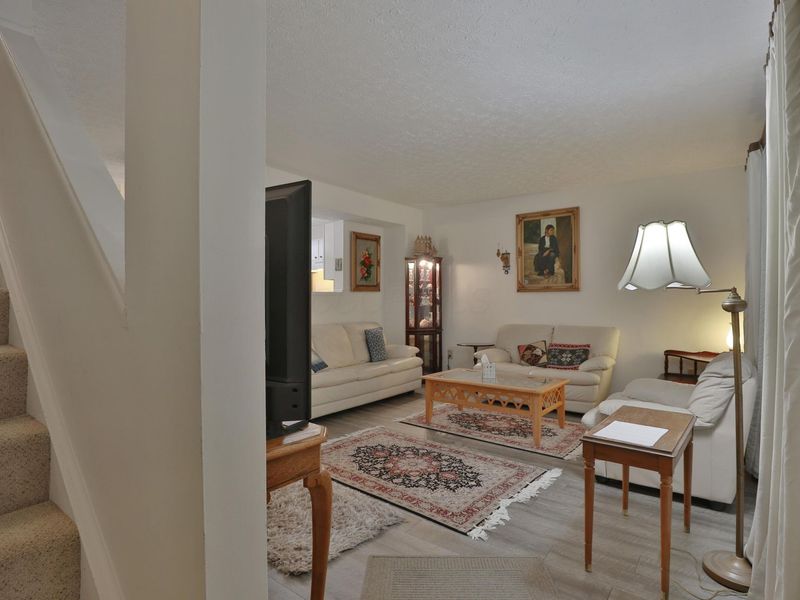 7731 Kelvinway Drive, Unit 64, Worthington, OH 43085 Photo 2