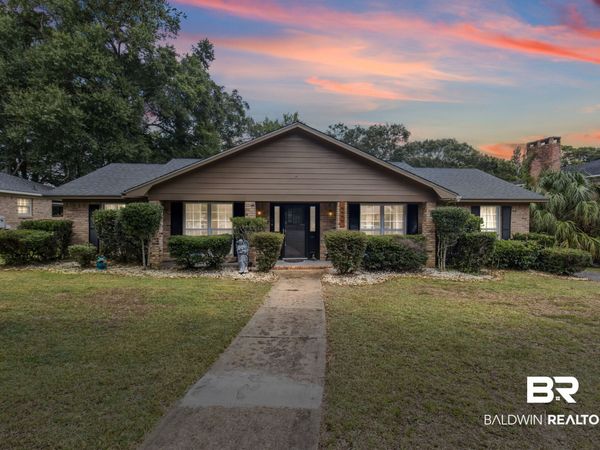 6666 N Hounds Run, Mobile, AL 36608