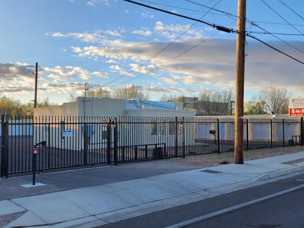 306 Isleta Boulevard SW, Albuquerque, NM 87105