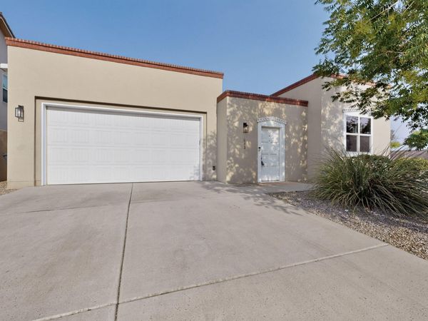 632 Bosque Verde Lane NW, Albuquerque, NM 87104