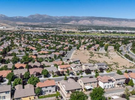 10742 Ridgebrook Drive, Reno, NV 89521 Photo