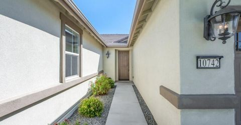 10742 Ridgebrook Drive, Reno, NV 89521 Photo