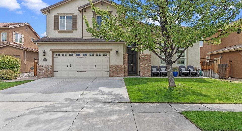 6682 Magical Drive, Sparks, NV 89436 Photo