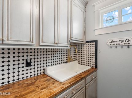 6682 Magical Drive, Sparks, NV 89436 Photo