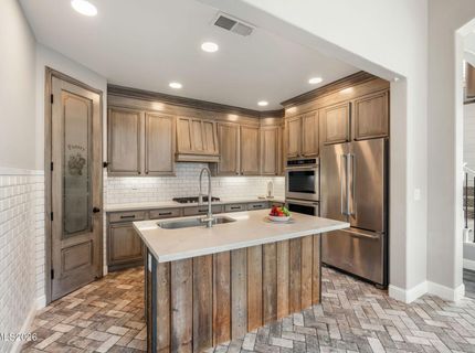 6682 Magical Drive, Sparks, NV 89436 Photo