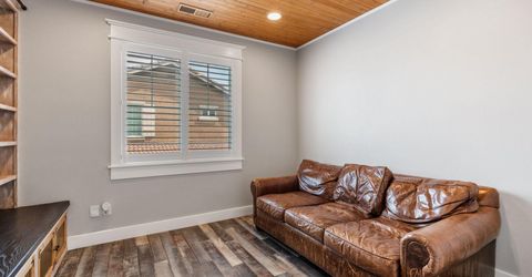 6682 Magical Drive, Sparks, NV 89436 Photo