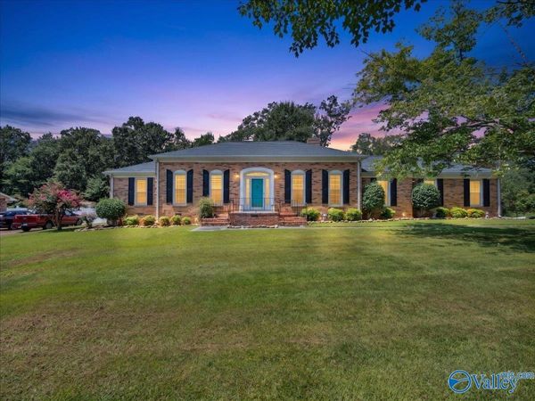 3208 Scenic Drive, Scottsboro, AL 35769