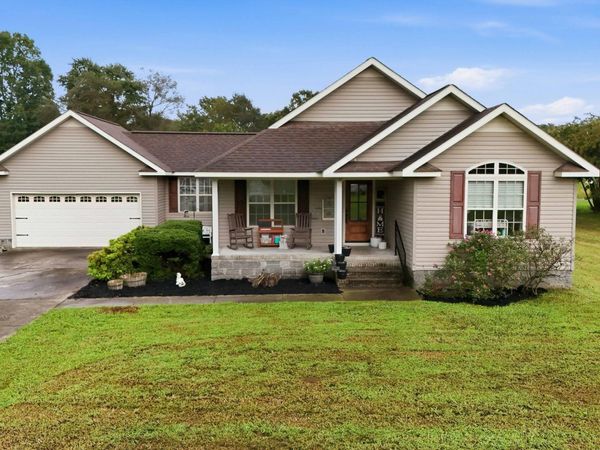 62 Willow Wood Lane, Boaz, AL 35956