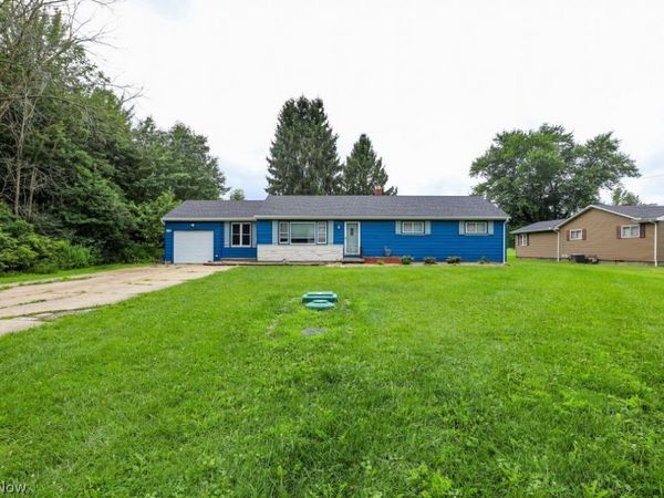 6781 Peck Road , Ravenna, OH 44266