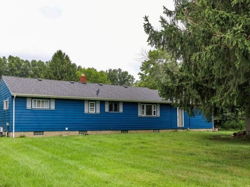 6781 Peck Road, Ravenna, OH 44266 Photo 10