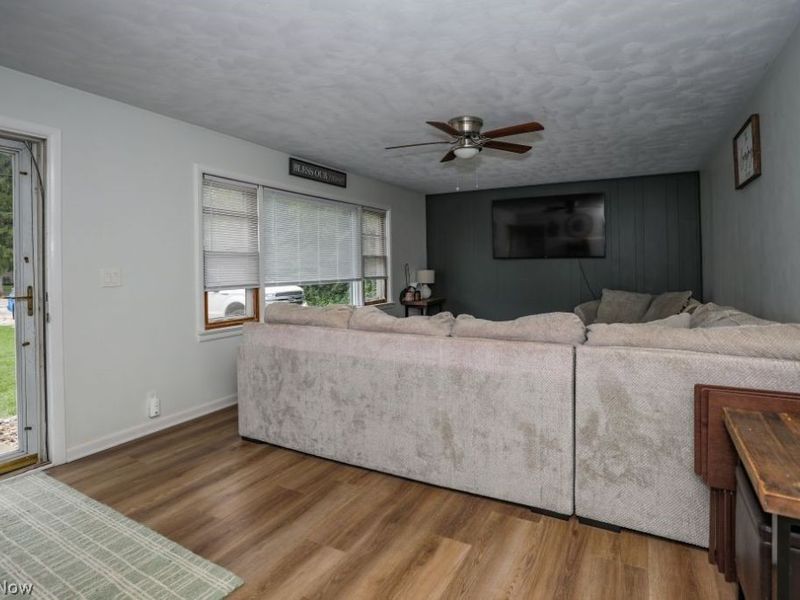 6781 Peck Road, Ravenna, OH 44266 Photo 12