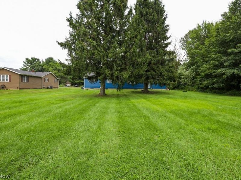 6781 Peck Road, Ravenna, OH 44266 Photo 8