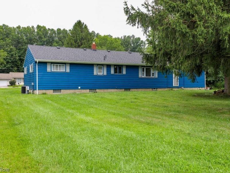 6781 Peck Road, Ravenna, OH 44266 Photo 9