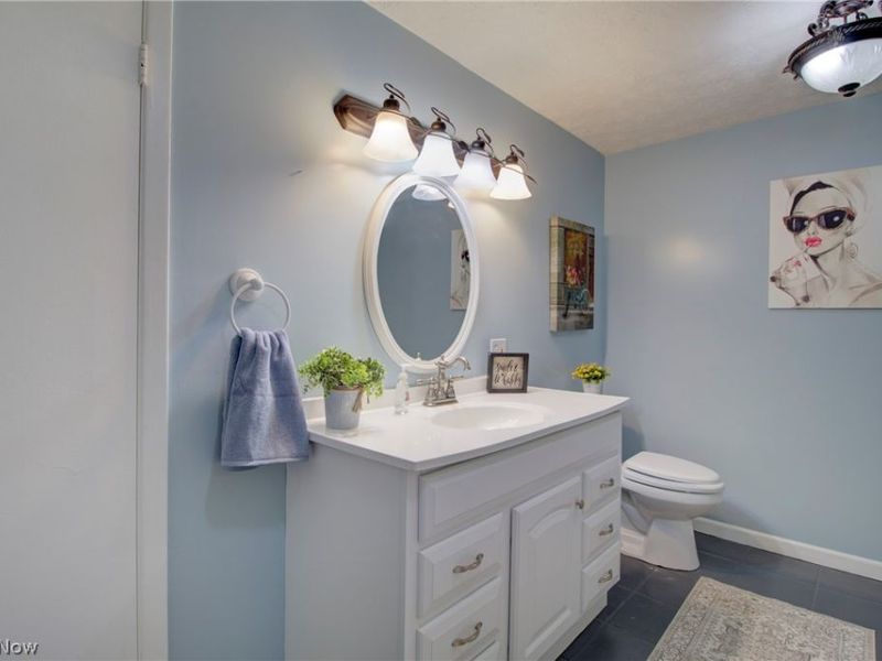 9420 Bassett Lane, North Royalton, OH 44133 Photo 13