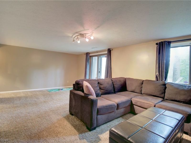 9420 Bassett Lane, North Royalton, OH 44133 Photo 26