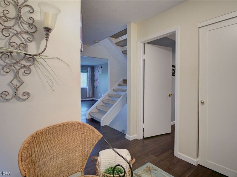 9420 Bassett Lane, North Royalton, OH 44133 Photo 3