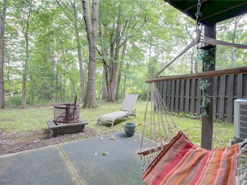 9420 Bassett Lane, North Royalton, OH 44133 Photo 30