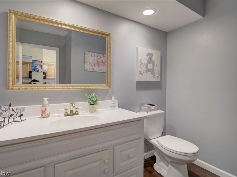 9420 Bassett Lane, North Royalton, OH 44133 Photo 8