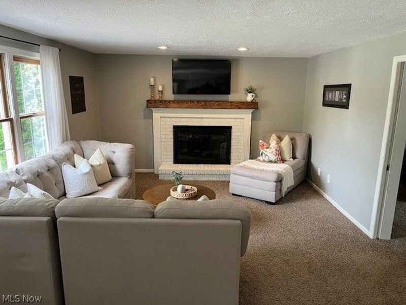 1385 Butler Street SE, North Canton, OH 44720 Photo 2