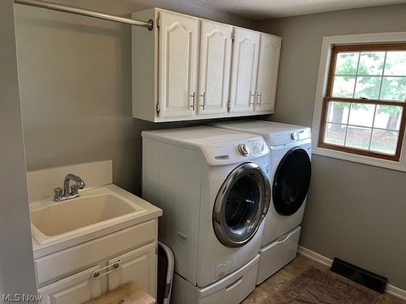 1385 Butler Street SE, North Canton, OH 44720 Photo 27