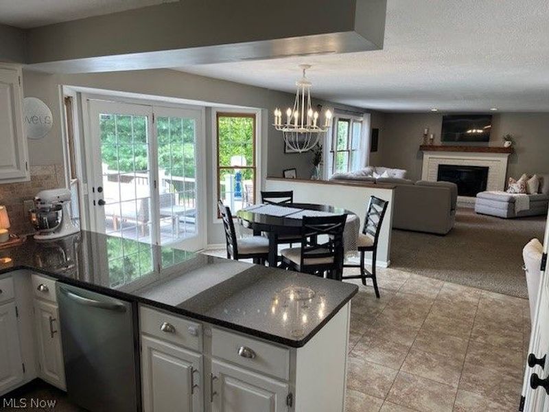 1385 Butler Street SE, North Canton, OH 44720 Photo 9