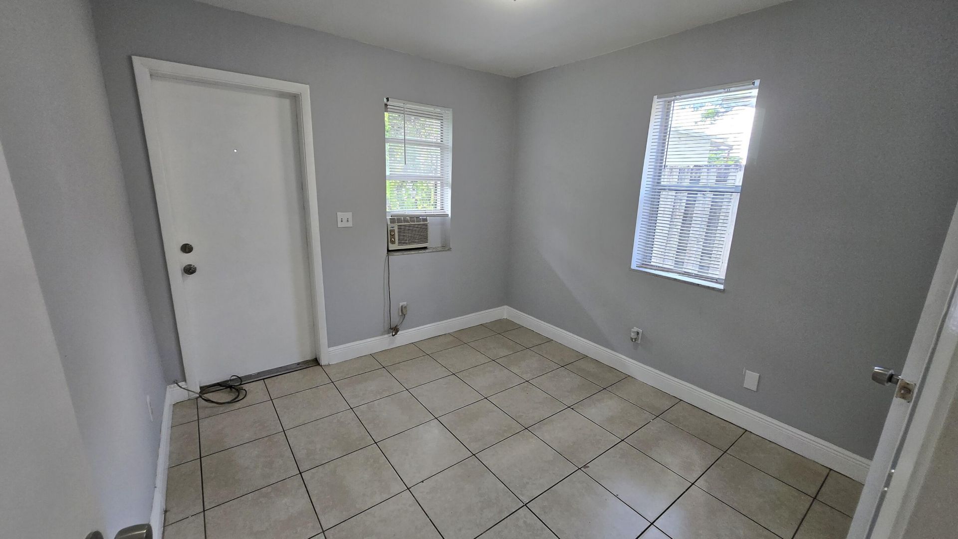 1012 NW 2nd, Unit 6, Hallandale Beach, FL 33009 Photo