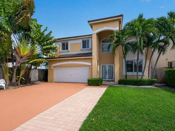 15809 SW 65th Ter , Miami, FL 33193