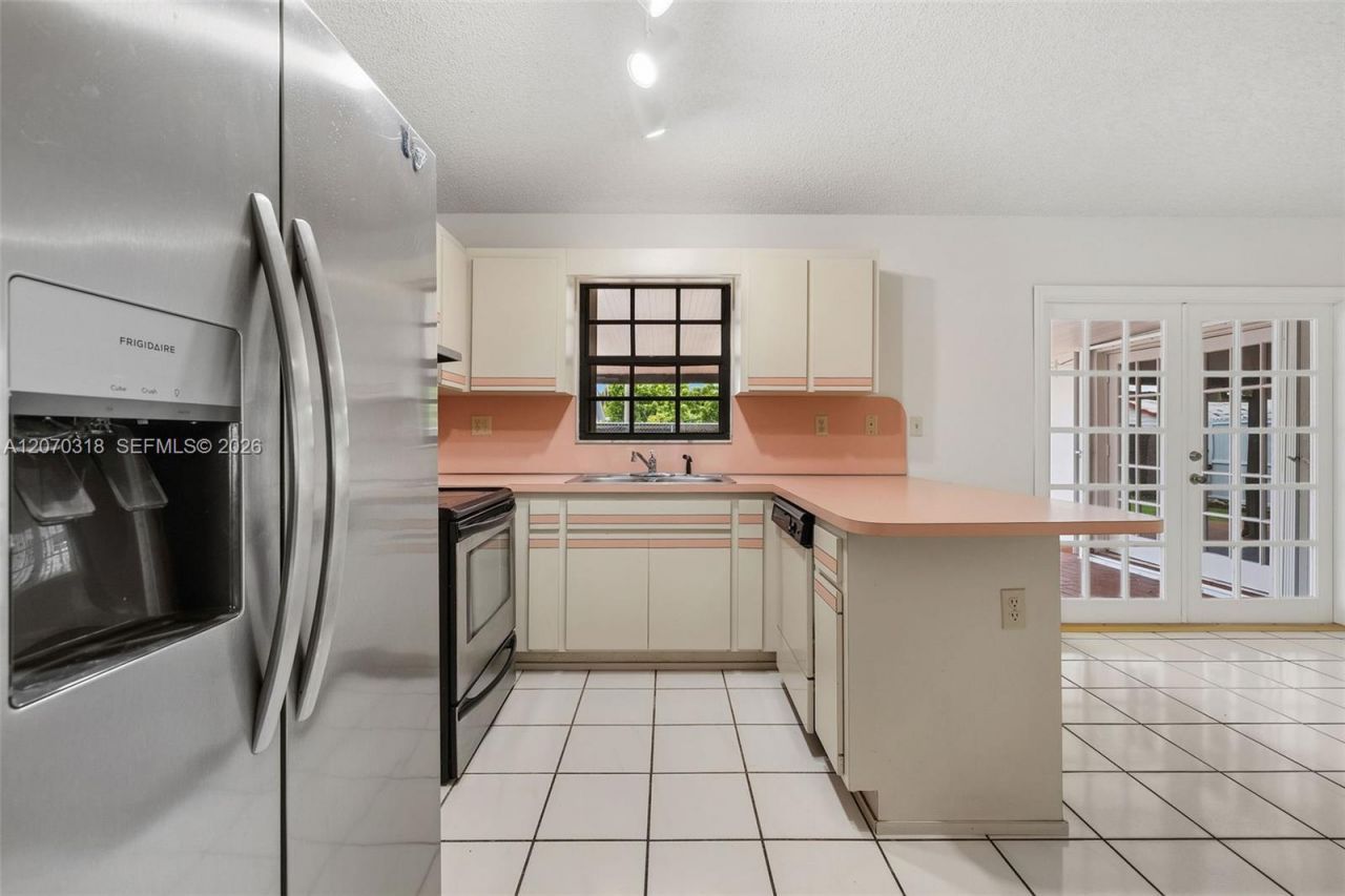 13280 SW 40th Ter, Miami, FL 33175 Photo