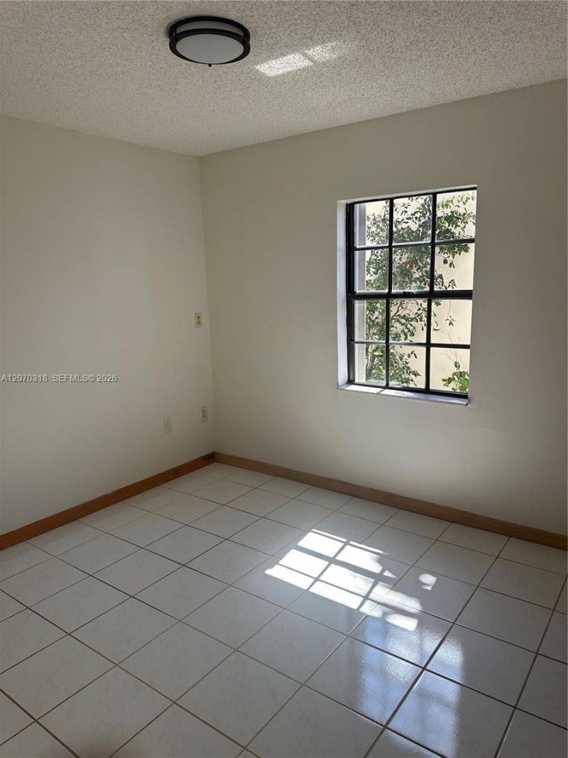 13280 SW 40th Ter, Miami, FL 33175 Photo
